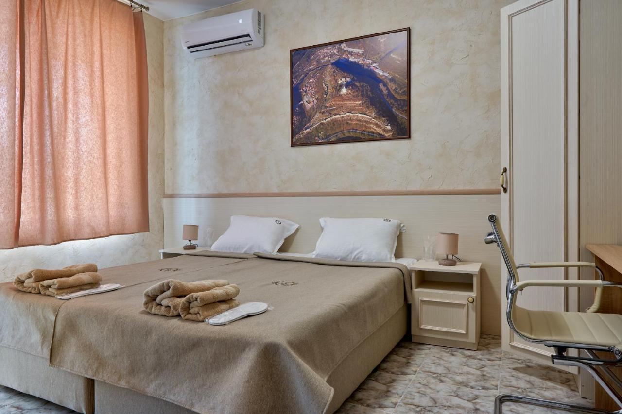 Kings View Otel Tırnova Dış mekan fotoğraf